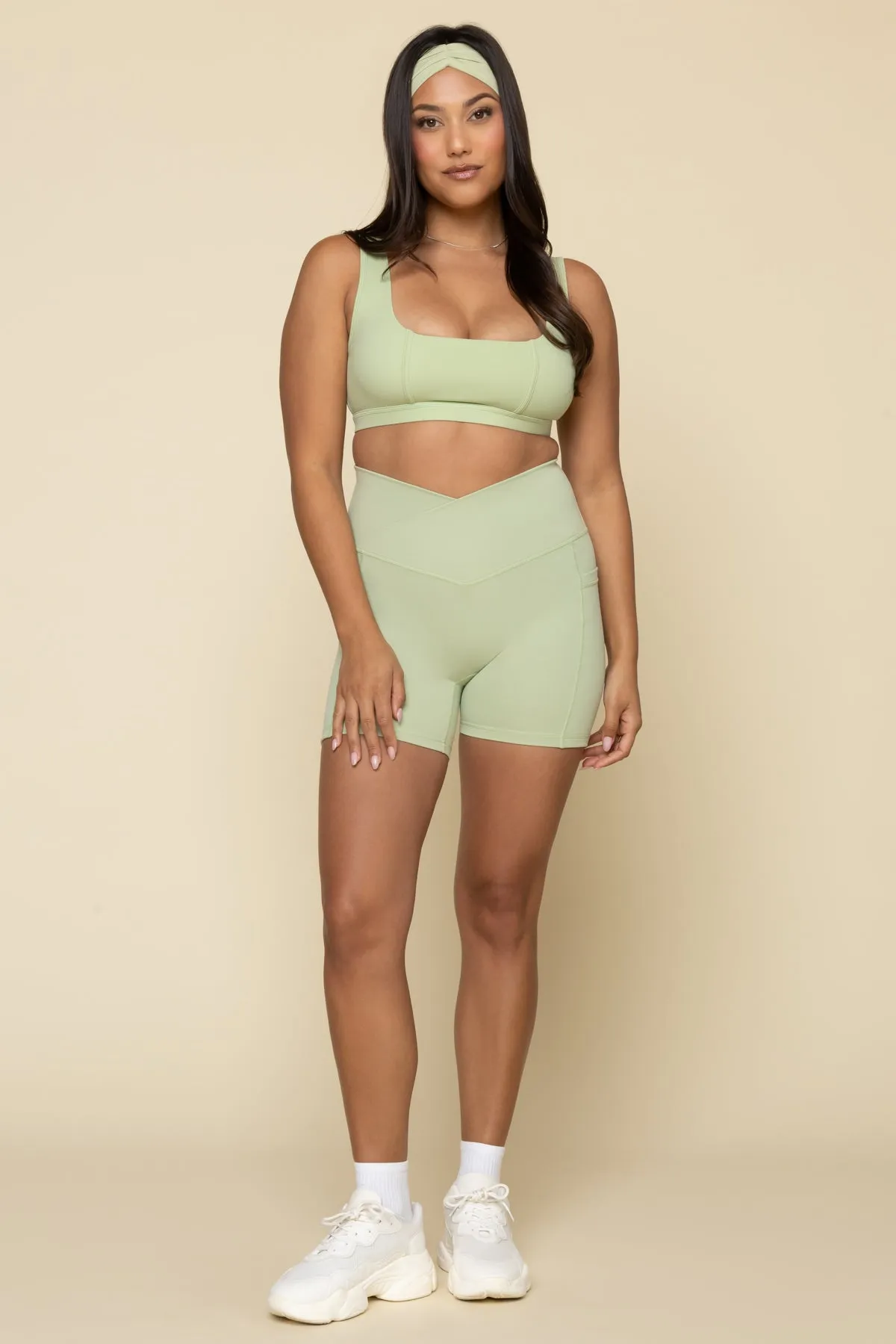 Crisscross Hourglass® Midi Short with Pockets - Pistachio