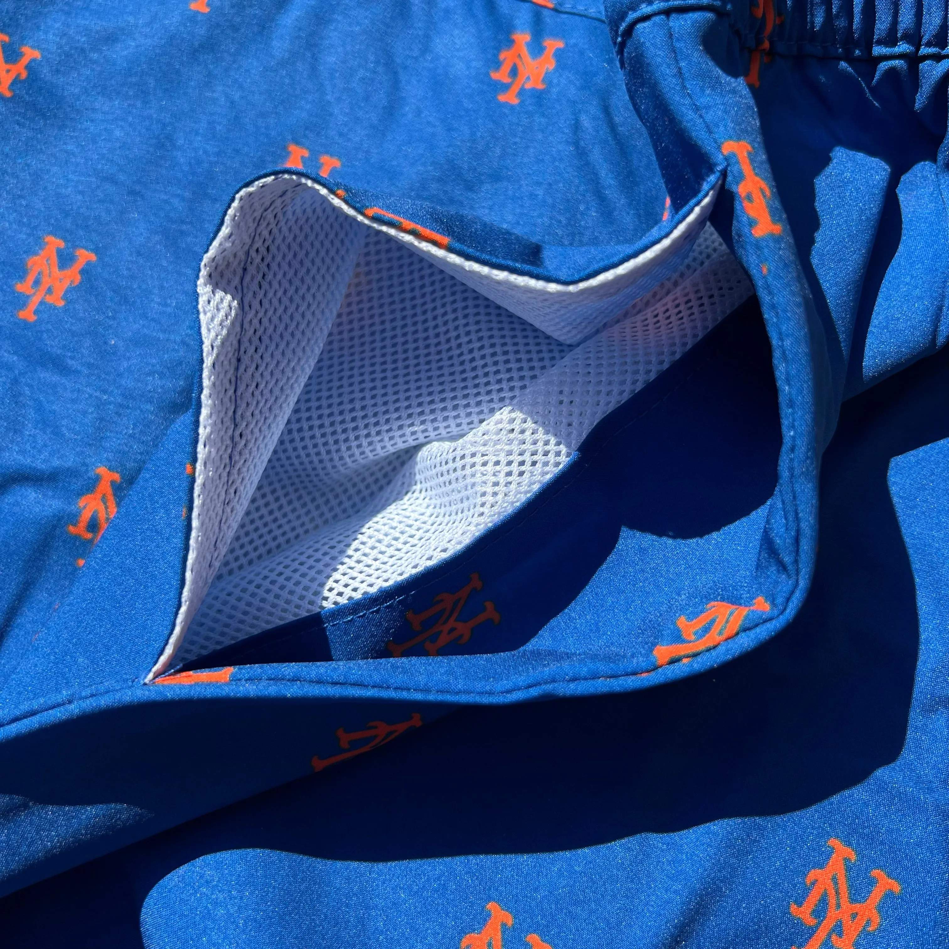 Mets "NY OVER EVERYTHING" Shorts | (WHITE)