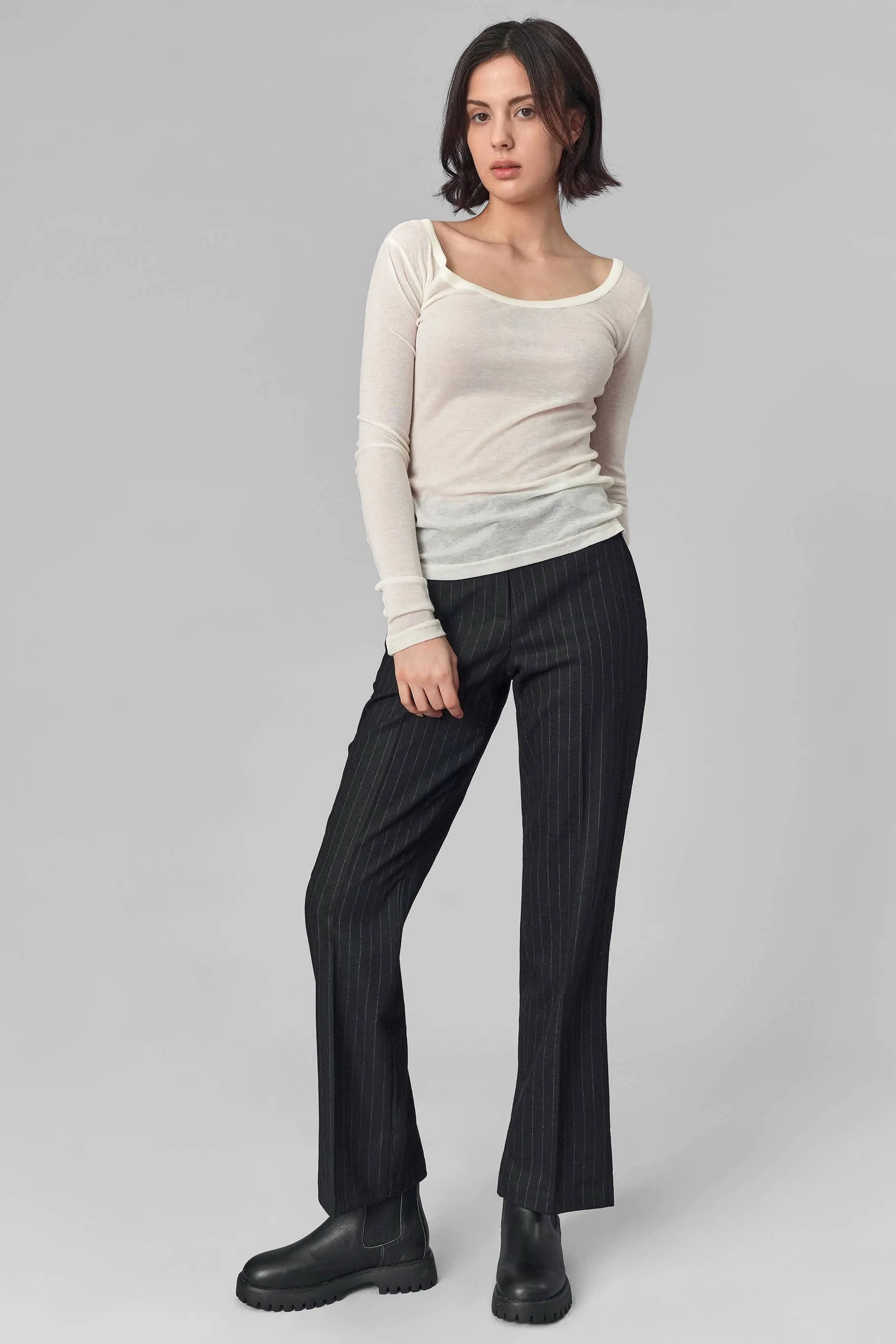 Quality U-Neck Long Sleeve