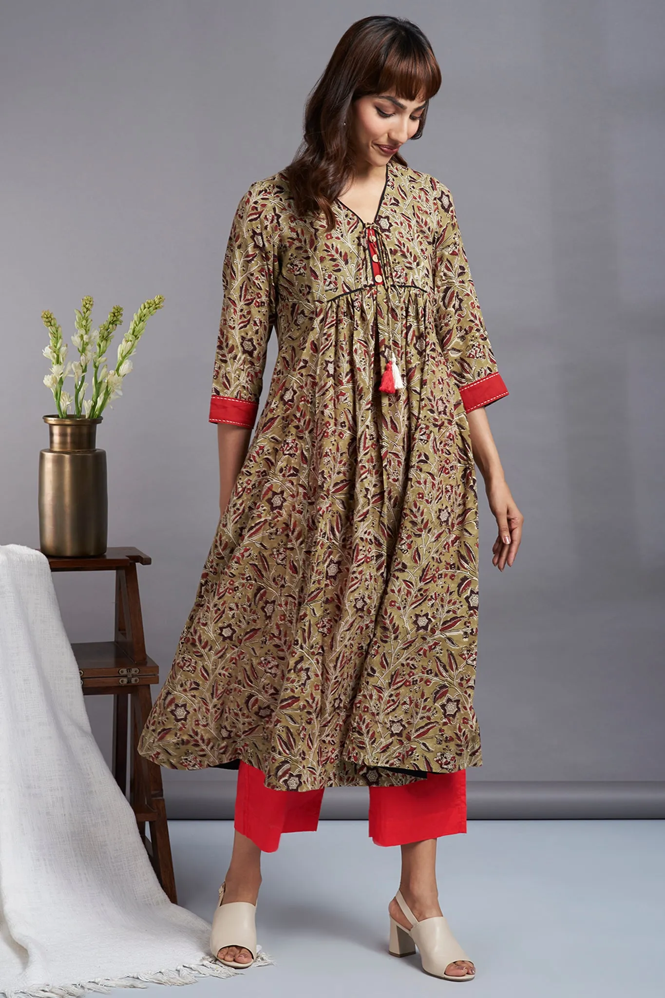 tie-up gather kali kurta - earthy green & charming wildflowers