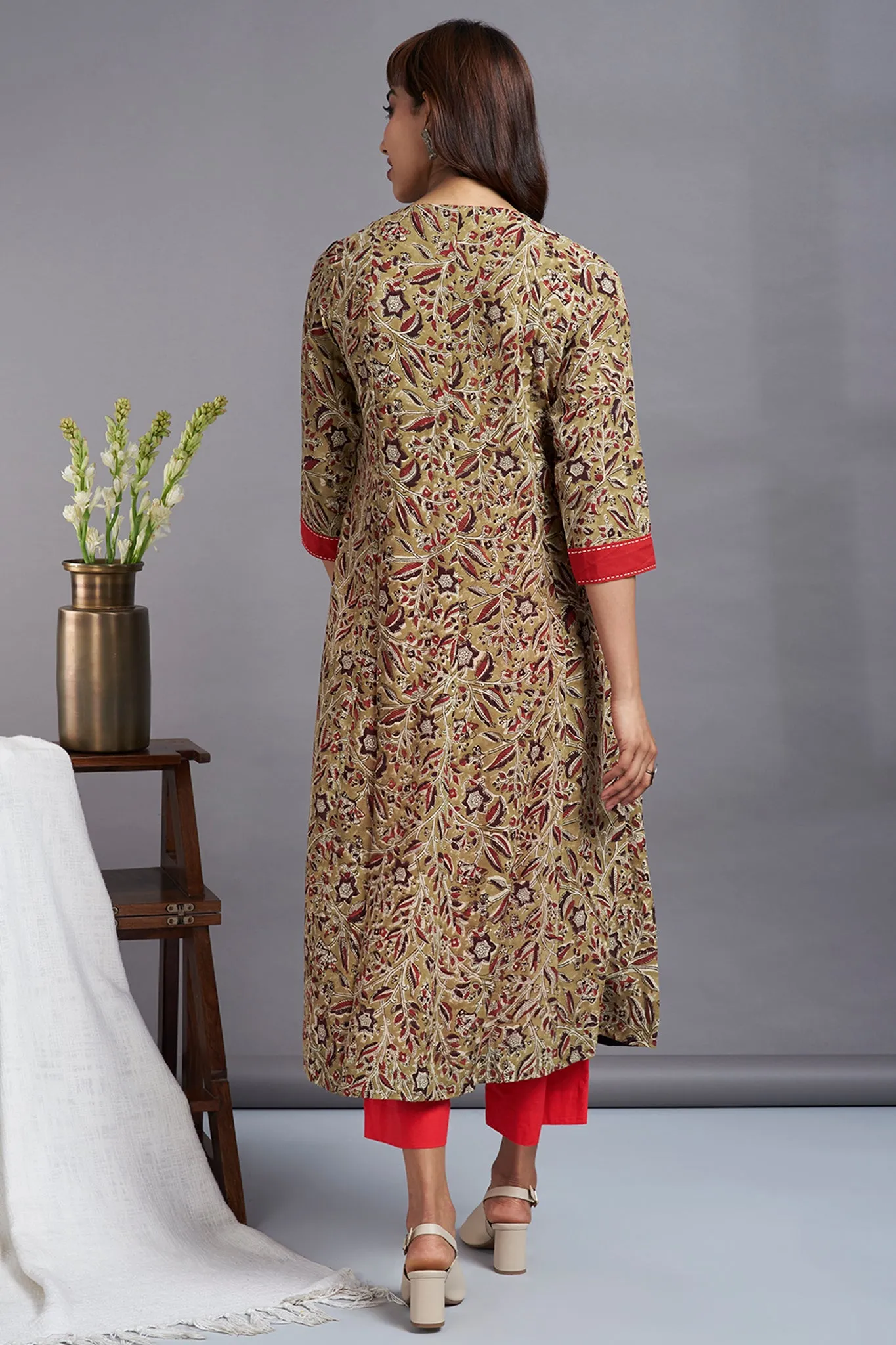 tie-up gather kali kurta - earthy green & charming wildflowers