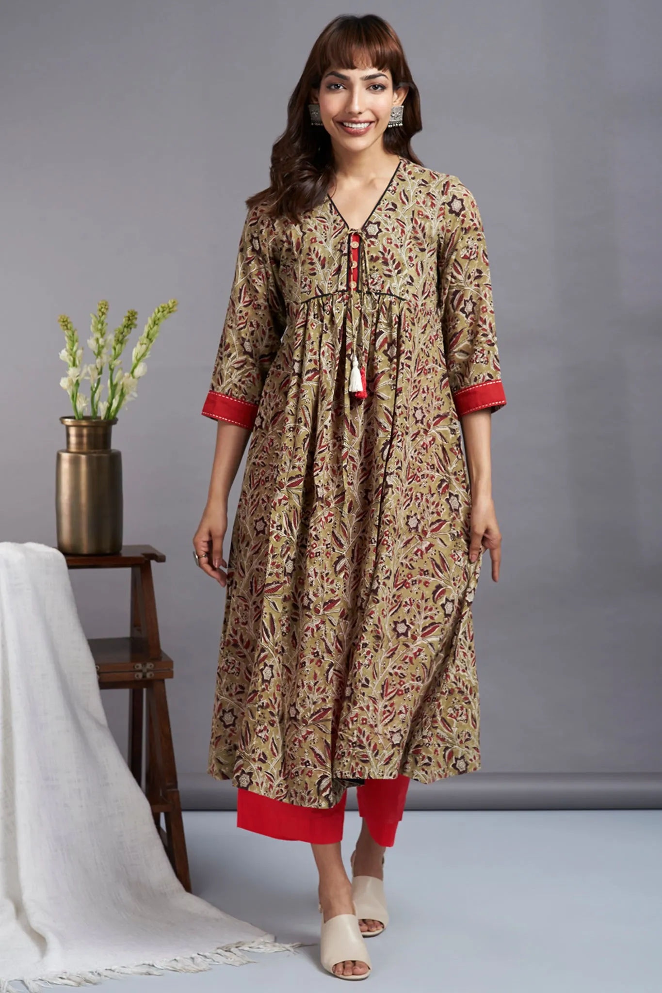 tie-up gather kali kurta - earthy green & charming wildflowers