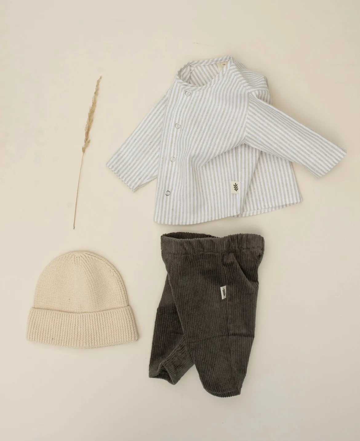Trousers - Corduroy Black